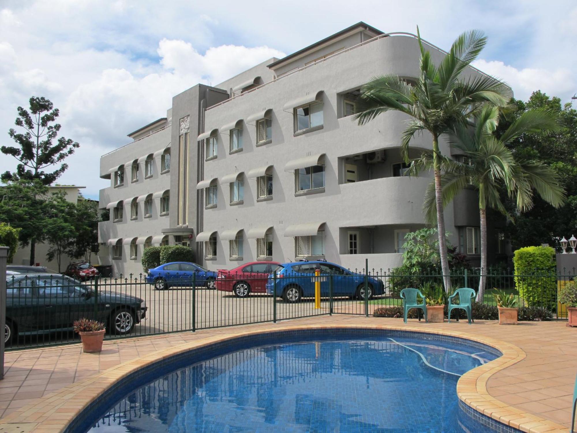 Hampton Court Apartments Brisbane Exterior photo